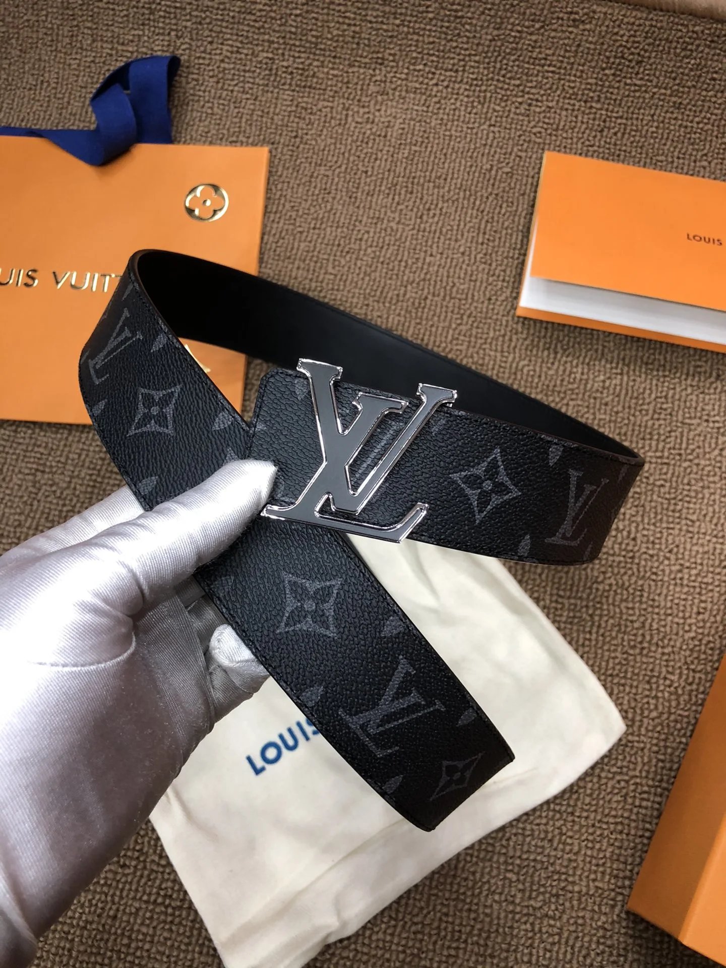  Louis Vuitton Belt
