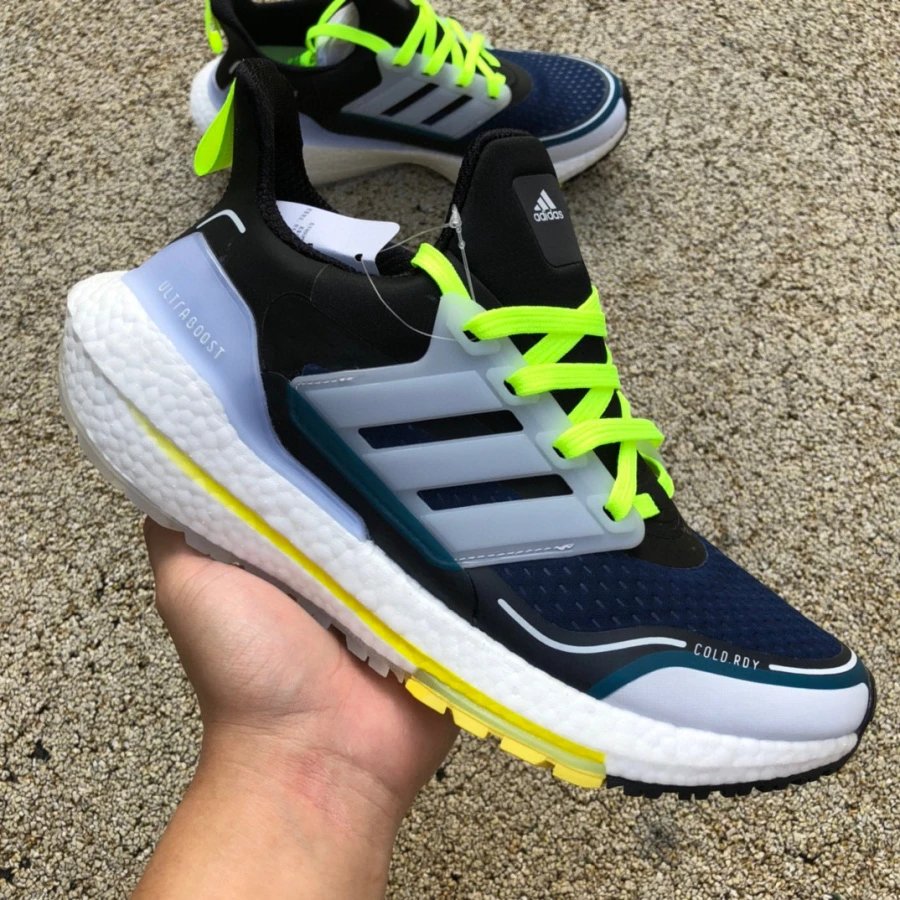 ad Ultraboost 21