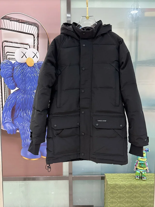 Canada Goose Vests Quilted puffer vest with stand collar and patch pockets product detail image 10
