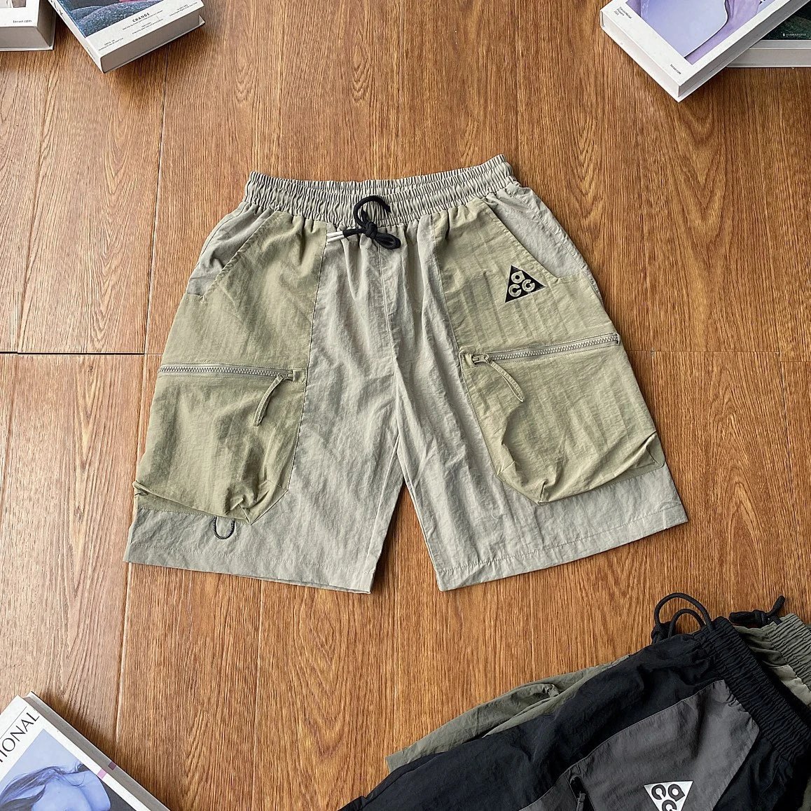 Nike Tech Fleece Shorts Red - 14