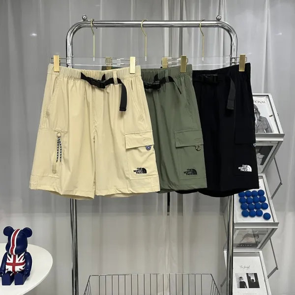 The North Face Cargo Shorts Black - 15