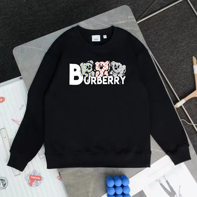 Burberry Hoodies & Sweatshirts Crewneck graphic-print sweatshirt product detail image 8