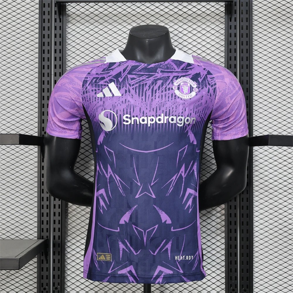 ZZH010934330 Player Manchester United Purple Special Edition