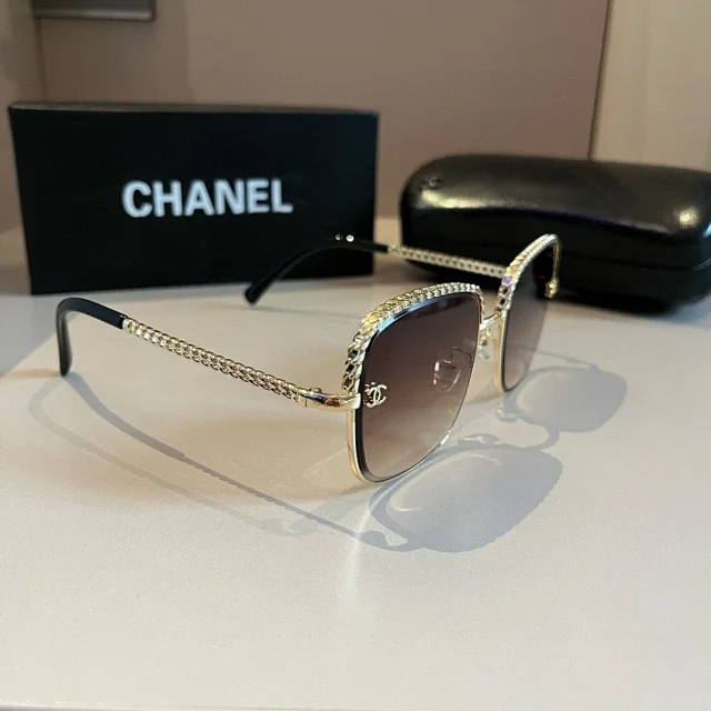 Chanel Eyewear Logo-Decorated Frames product detail image 21