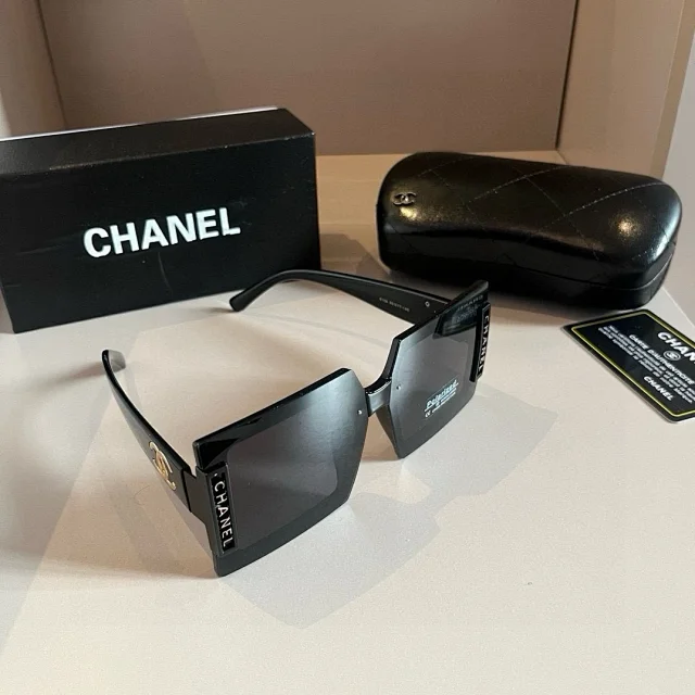Chanel Eyewear Logo-Decorated Frames product detail image 9