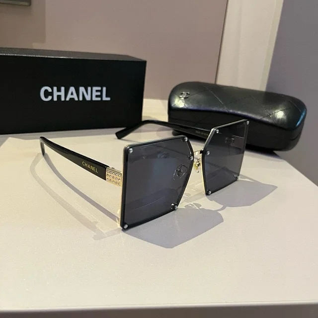 Chanel Eyewear Logo-Decorated Frames product detail image 29