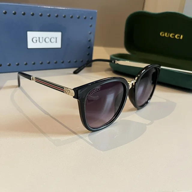 Chanel Eyewear Logo-Decorated Frames product detail image 27