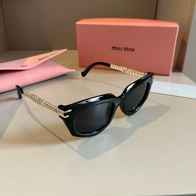 Miu Eyewear Sunglasses product detail image 16