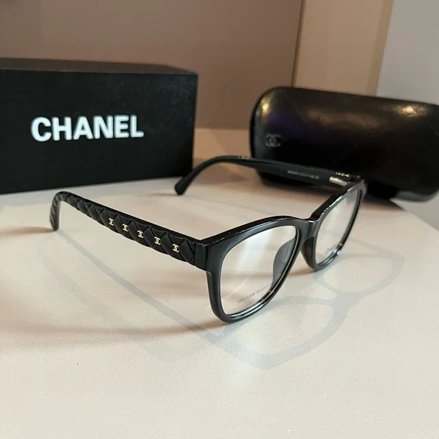 Chanel Eyewear Logo-Decorated Frames product detail image 3
