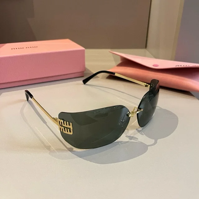 Miu Eyewear Sunglasses product detail image 11