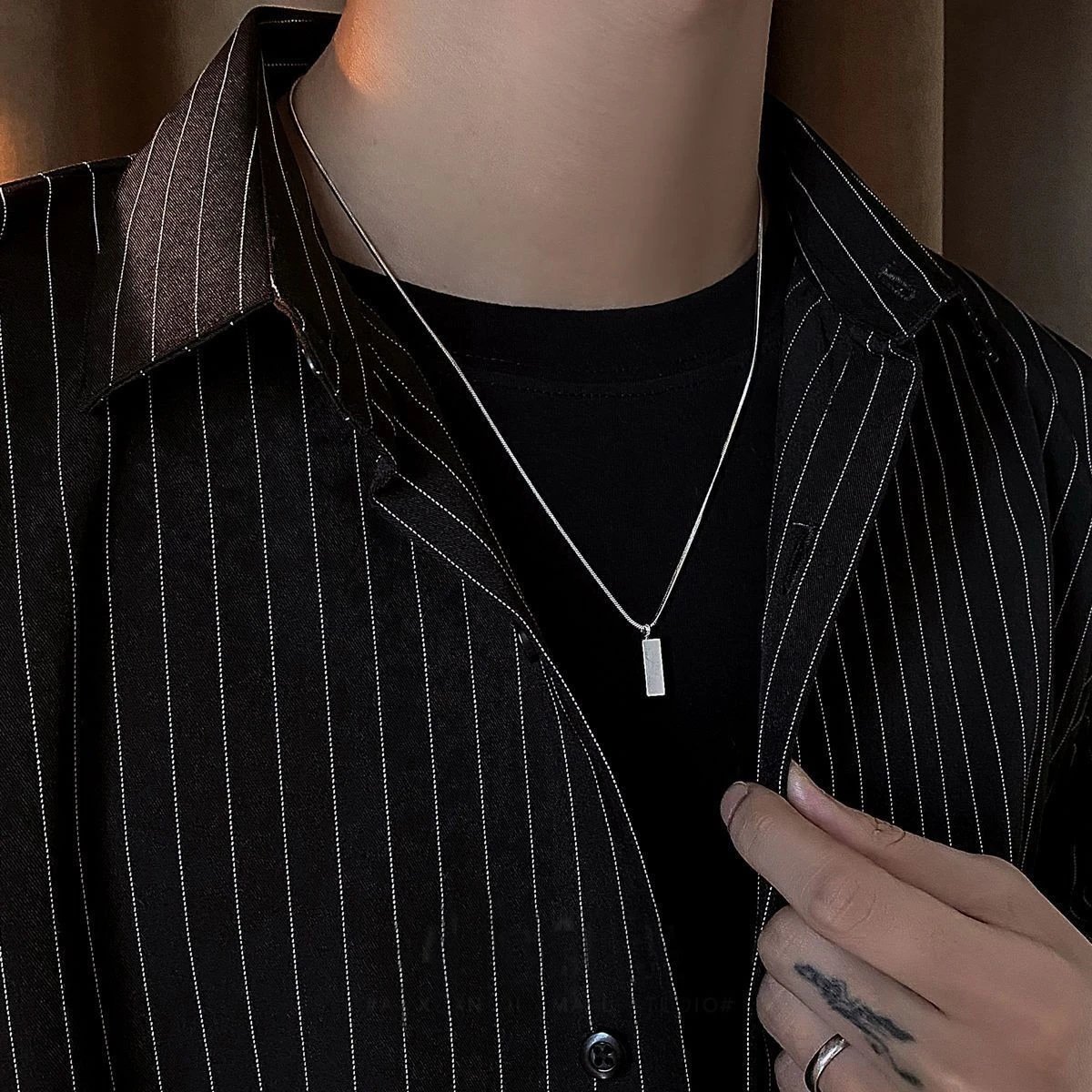 L037-A (Square Plate Silver Brick Necklace)