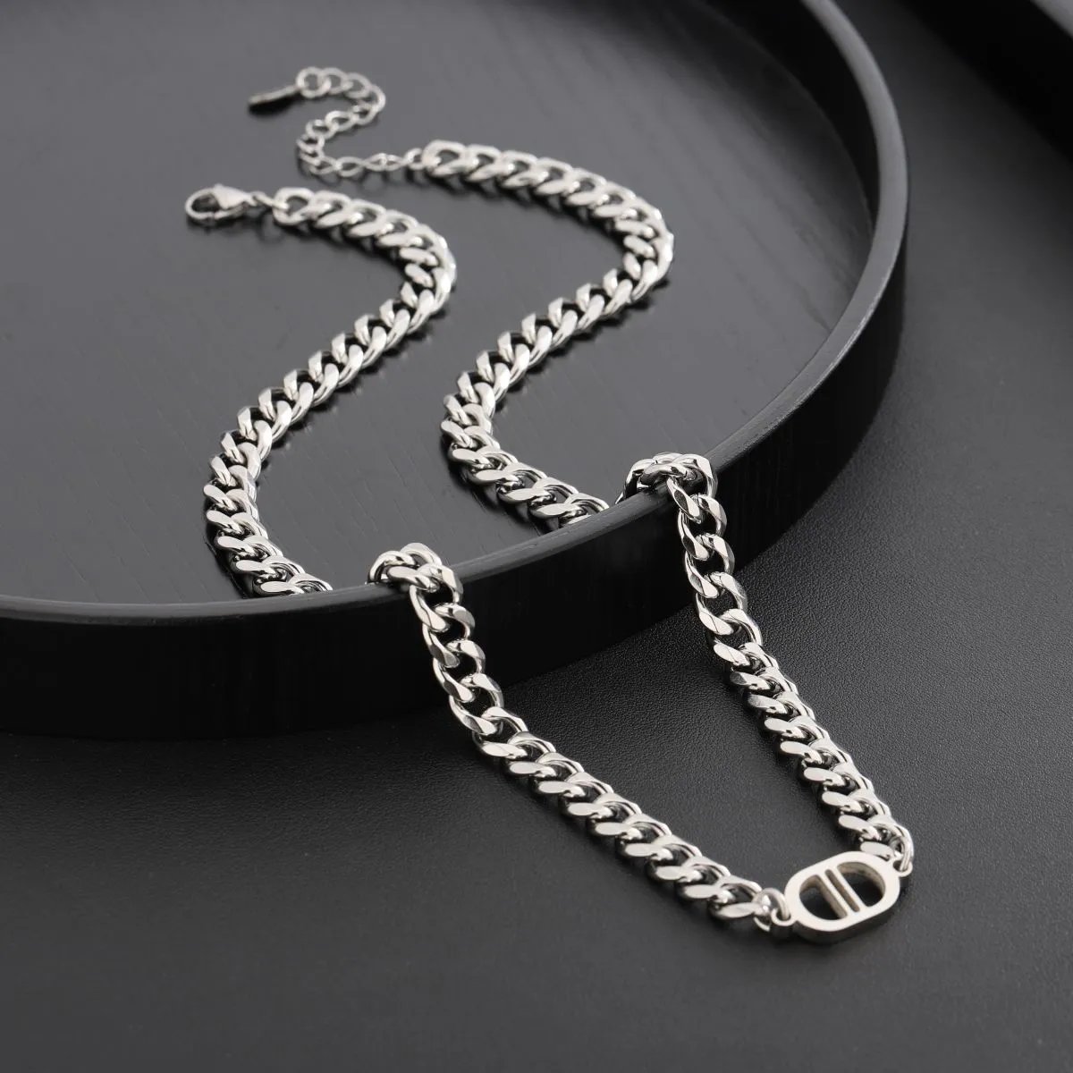 L028-B (titanium steel double D necklace) hanging ring version