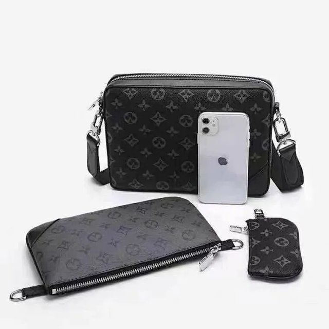 LV Bag: seller detail photo 2