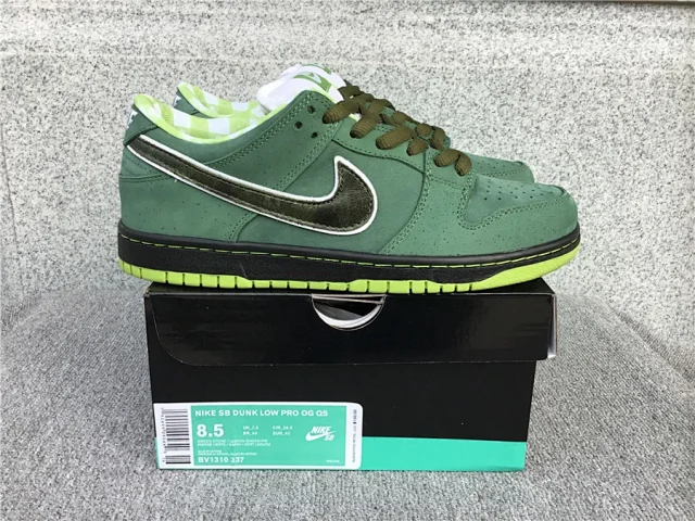 Nike Dunk Low Sneakers product detail image 14