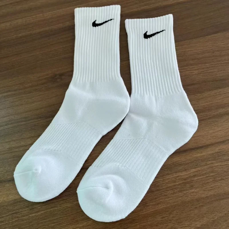 Nike Performance Cotton Cushioned Crew Socks Black and White - 12