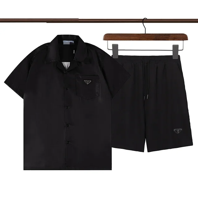 Louis Vuitton Matching Sets Short-Sleeve Monogram Shirt and Shorts Set product detail image 10