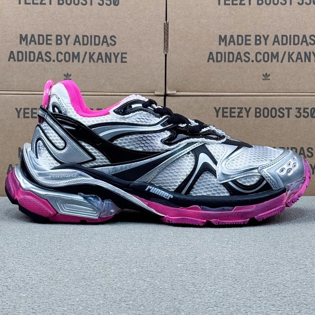 Balenciaga Sneakers Track — 23