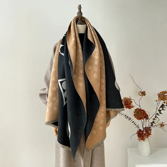 Loewe Scarves Fringed Anagram Scarf product detail image 11