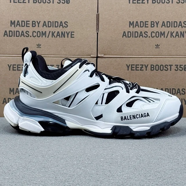 Balenciaga Sneakers Track product detail image 4