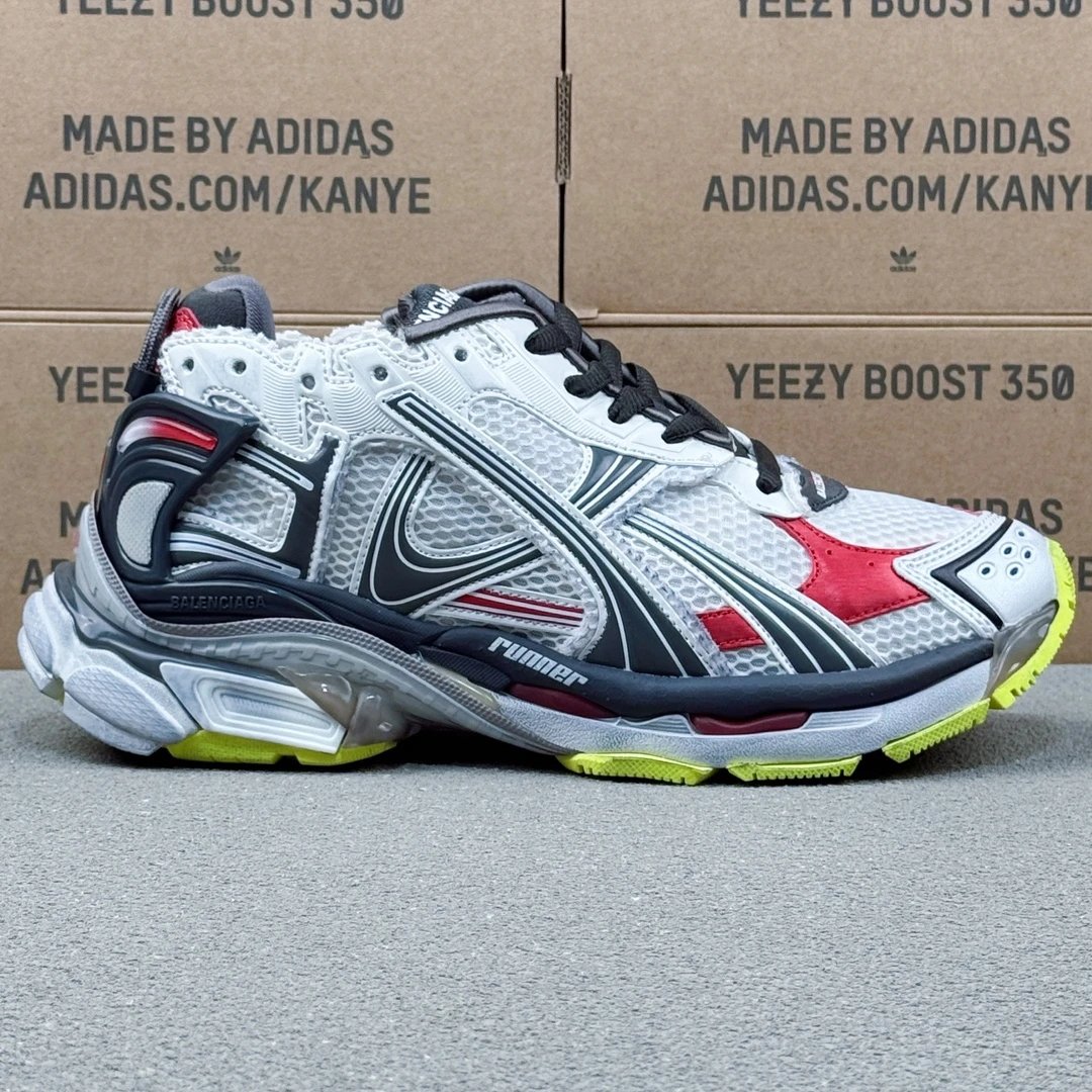 Balenciaga Sneakers Track — 19