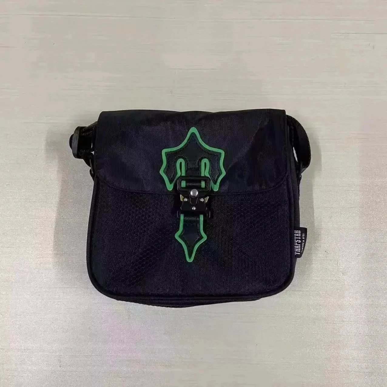 Philipp Plein Crossbody Bags Logo Buckle Bag — BB-020