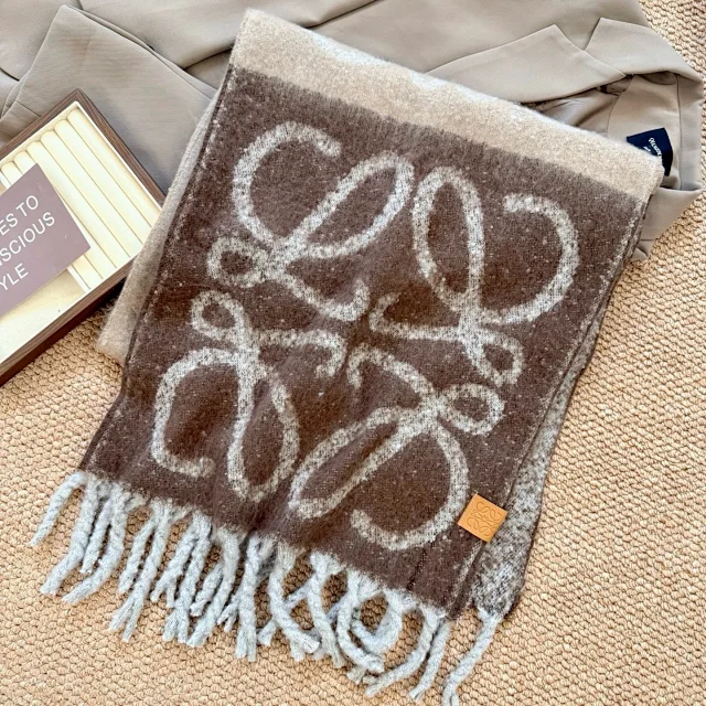 Loewe Scarves Fringed Anagram Scarf product detail image 2