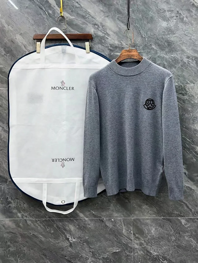 Burberry Knitwear Crew-Neck Sweater with Embroidered TB Monogram product detail image 21