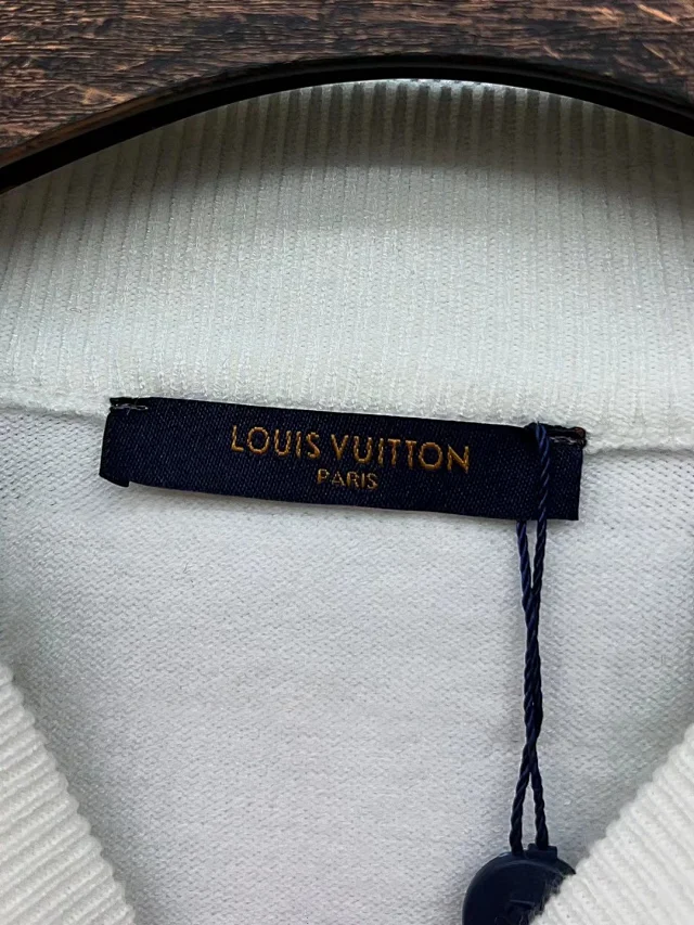 Burberry Knitwear Crew-Neck Sweater with Embroidered TB Monogram product detail image 7