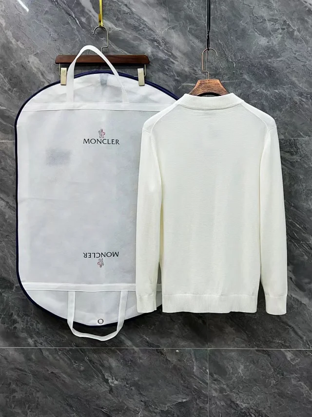 Burberry Knitwear Crew-Neck Sweater with Embroidered TB Monogram product detail image 25