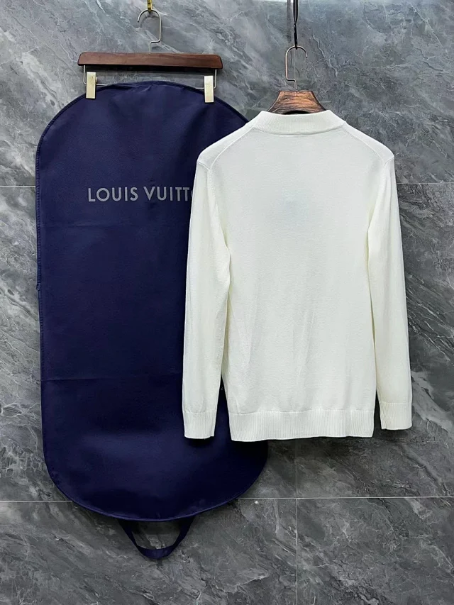 Burberry Knitwear Crew-Neck Sweater with Embroidered TB Monogram product detail image 39
