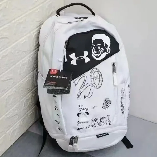 Under Armour Backpacks Diagonal-Panel Backpack with Front Zip Pocket and Bottom Compartment product detail image 10