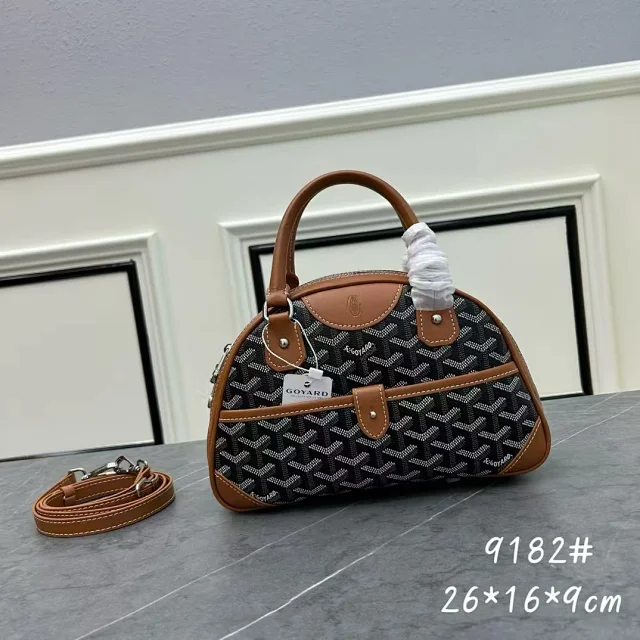 Goyard Crossbody Bags Flap bag with Goyardine pattern product detail image 23