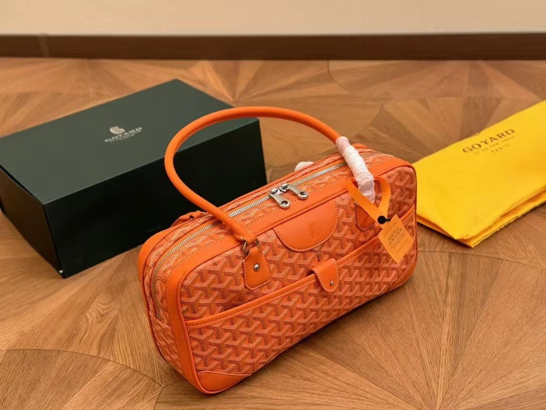 Goyard Crossbody Bags Flap bag with Goyardine pattern — 31