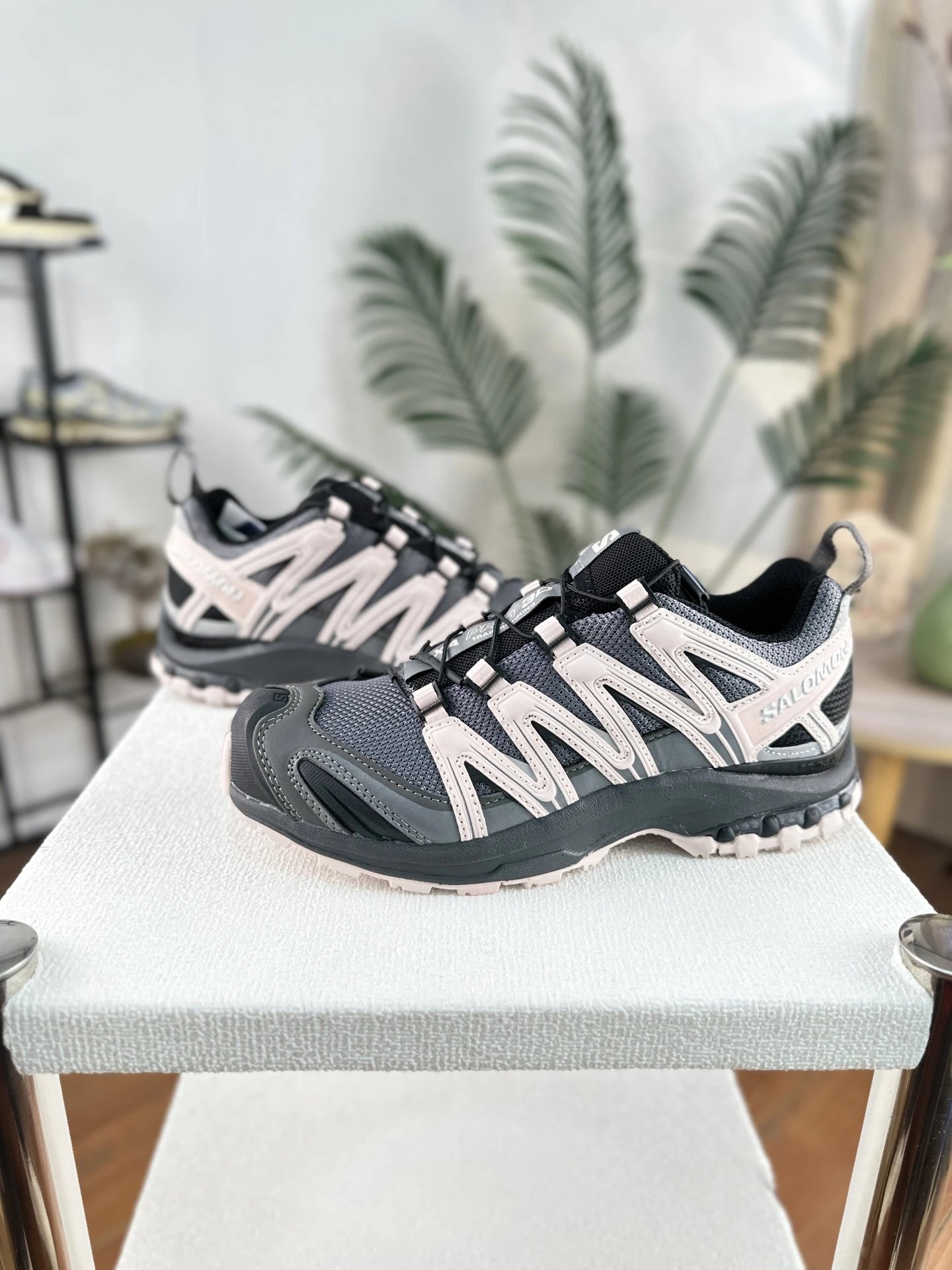 Salomon Sneakers 3D Chassis Trail image 10