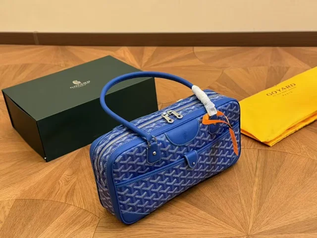 Goyard Crossbody Bags Flap bag with Goyardine pattern product detail image 32