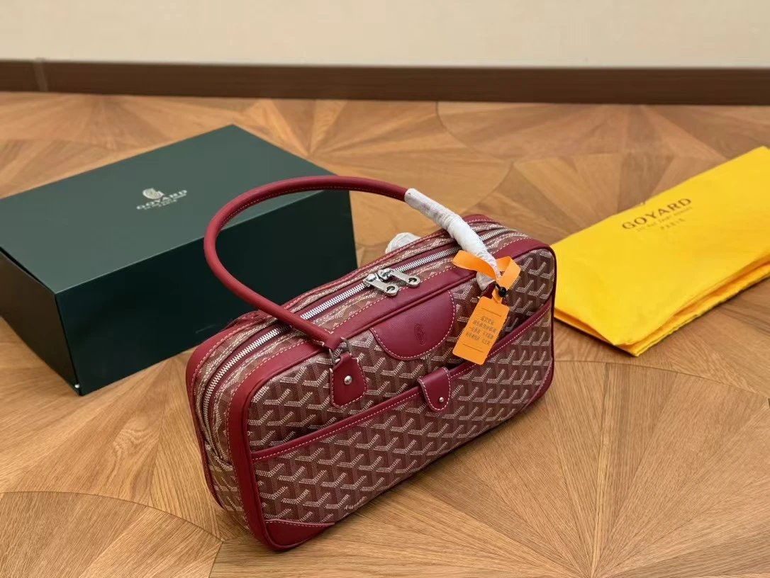 Goyard Crossbody Bags Flap bag with Goyardine pattern — 28