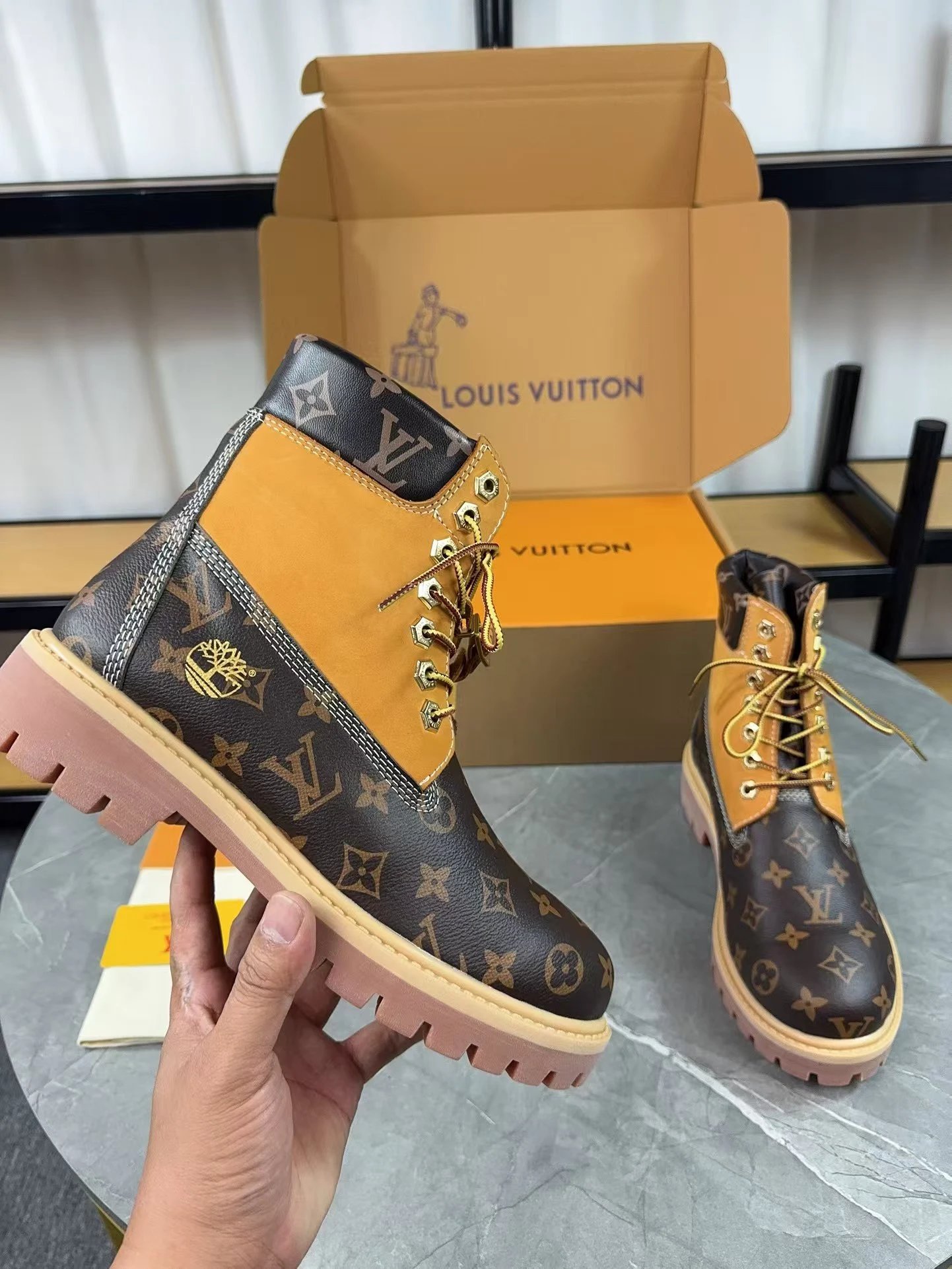 Fashion Yellow Lace-Up Boot photo 2