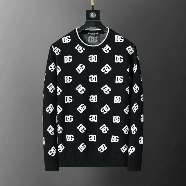 Prada Knitwear Crew-Neck Logo Knit Sweater product detail image 33
