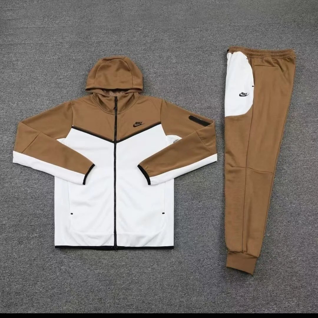 Nike DD-818 and DD-819 hooded tracksuits image 4