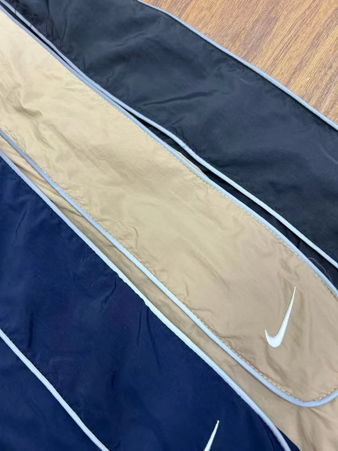 Nike Jackets Zip-Up Windbreaker Jacket with Contrast Piping image 11