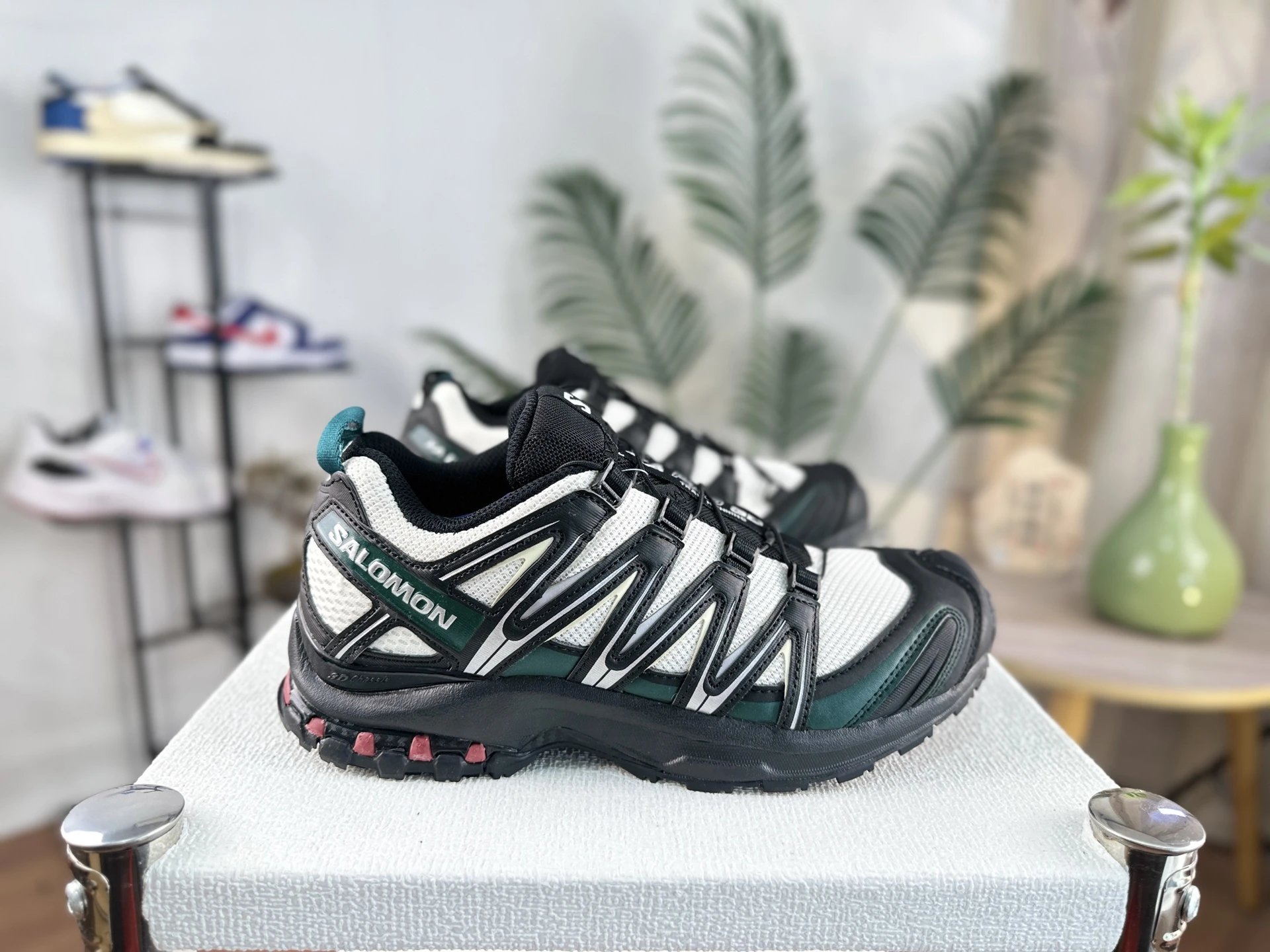 Salomon Sneakers 3D Chassis Trail image 12