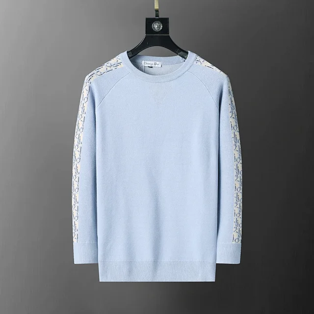 Prada Knitwear Crew-Neck Logo Knit Sweater product detail image 22