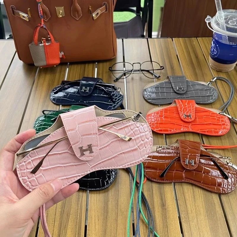 Unbranded Eyewear Lanyard Glasses Case — Leather Pink
