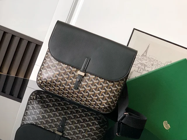 Goyard Handbags Zippered Monogram Clutch Pouch product detail image 27