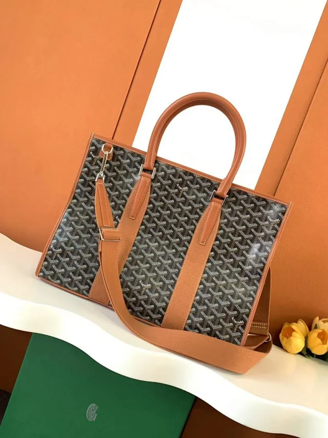 Goyard Handbags Zippered Monogram Clutch Pouch product detail image 34