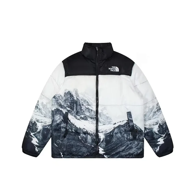 The North Face Down Jackets Camouflage-print puffer jacket product detail image 13