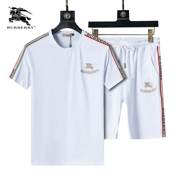 Burberry Matching Sets Short-Sleeve T-Shirt and Plaid-Trim Shorts Set product detail image 19