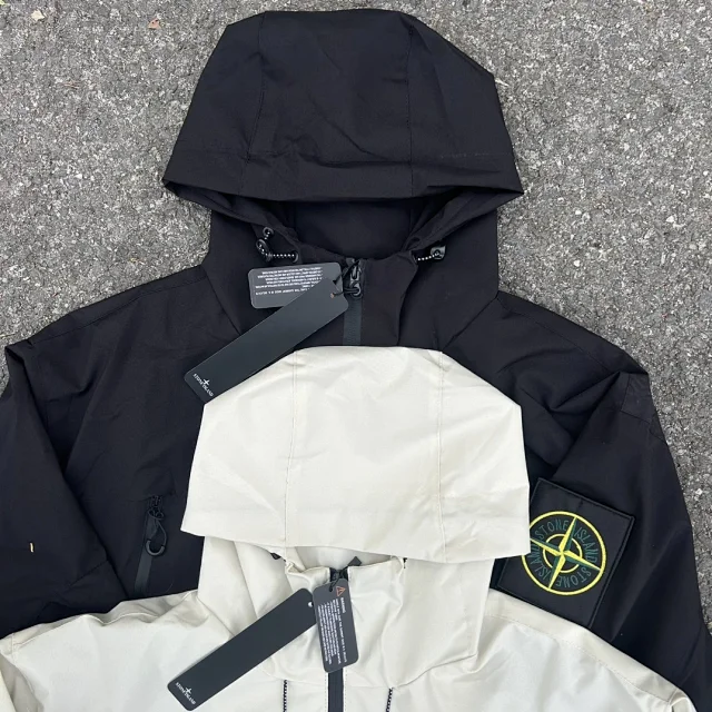 Stone Island Jackets Hooded zip-up shell jacket with compass sleeve patches product detail image 23