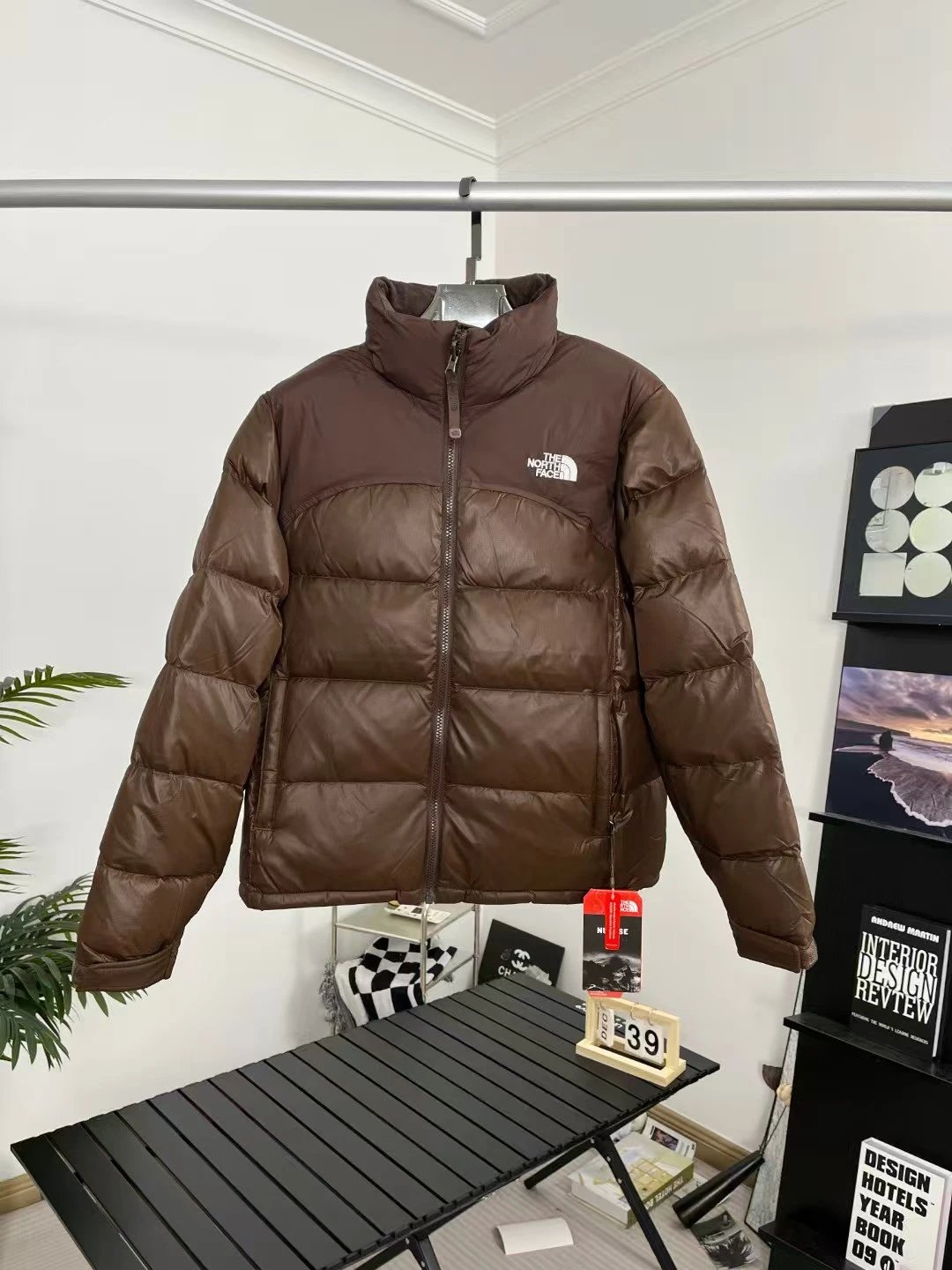 The North Face Down Jackets Stand-Collar Quilted Puffer Jacket image 2