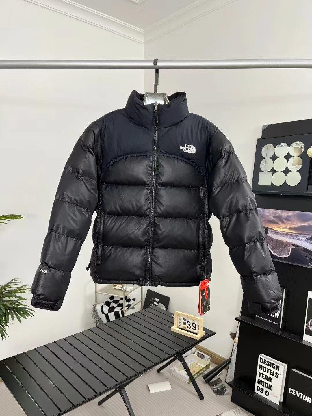 The North Face Down Jackets Stand-Collar Quilted Puffer Jacket image 3